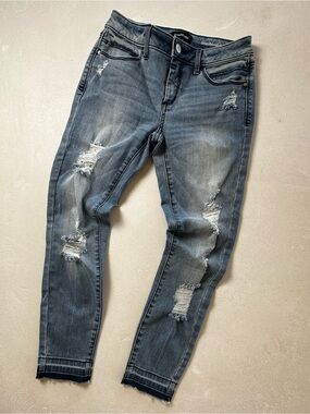 Authentic bebe Distressed Heartbreaker Skinny Jeans